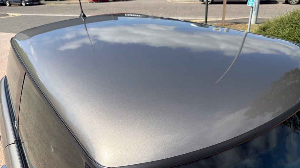 MINI Hatchback 1.6 First 3dr Petrol Hatchback - Image 21
