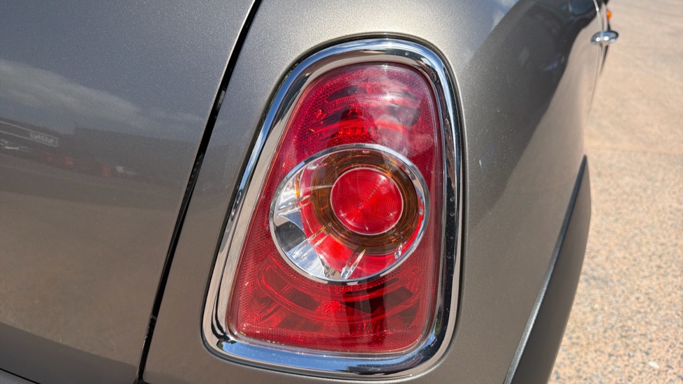 MINI Hatchback 1.6 First 3dr Petrol Hatchback - Image 22