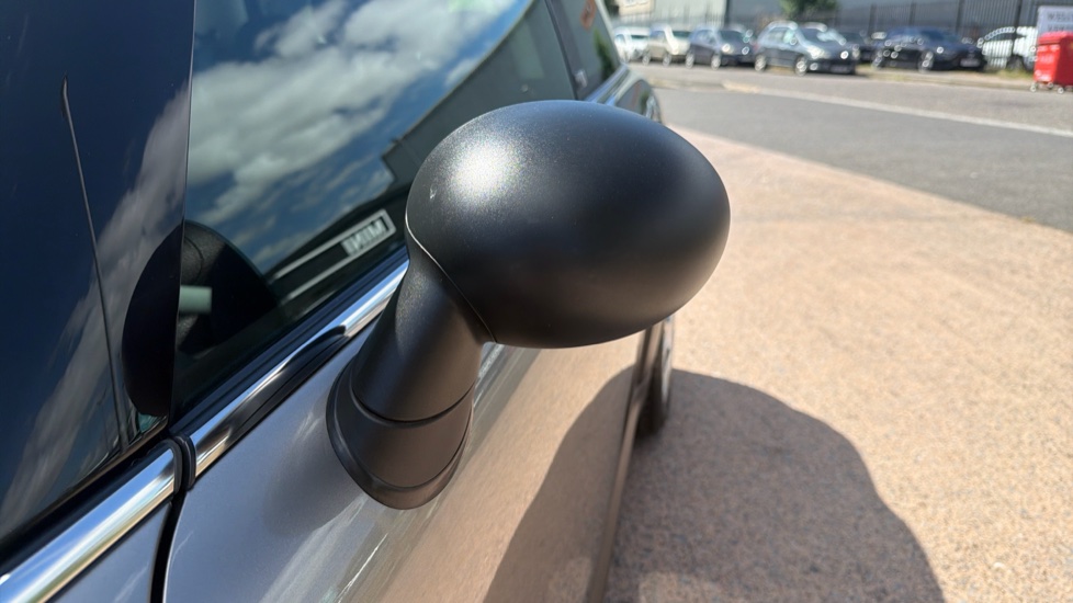 MINI Hatchback 1.6 First 3dr Petrol Hatchback - Image 37