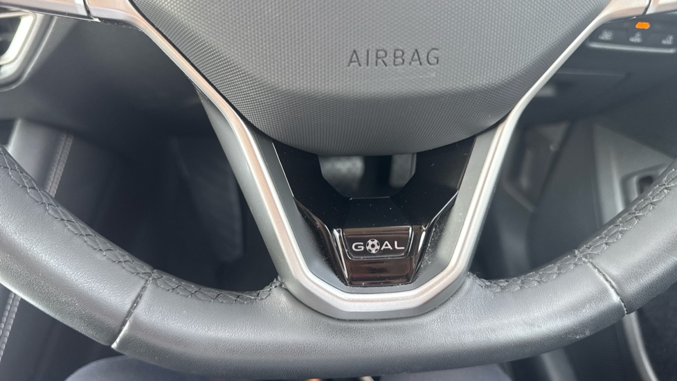 Volkswagen Tiguan 2.0 TDI Elegance 5dr DSG Diesel Estate - Image 49