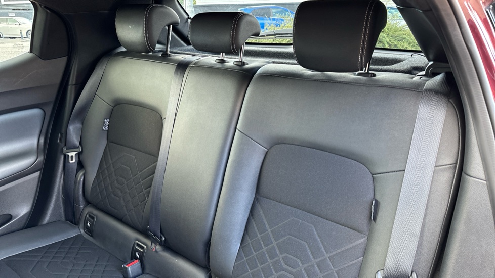 Nissan Juke 1.0 DiG-T Tekna 5dr Petrol Hatchback - Image 12