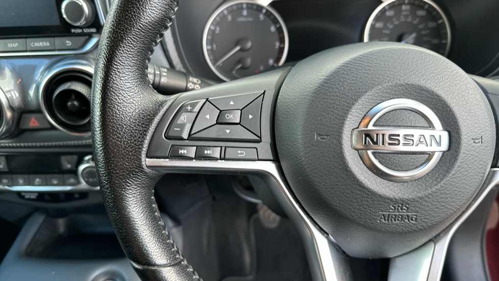 Nissan Juke 1.0 DiG-T Tekna 5dr Petrol Hatchback - Image 17