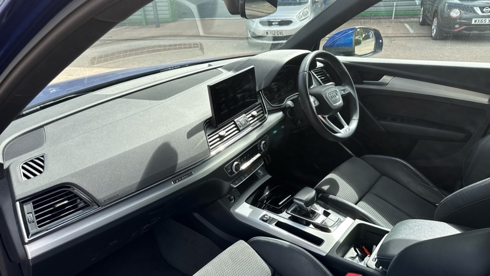 Audi Q5 40 TDI Quattro S Line 5dr S Tronic [Tech Pack] Diesel Estate - Image 7
