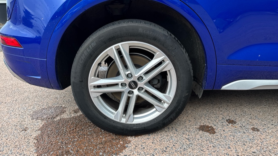 Audi Q5 40 TDI Quattro S Line 5dr S Tronic [Tech Pack] Diesel Estate - Image 25