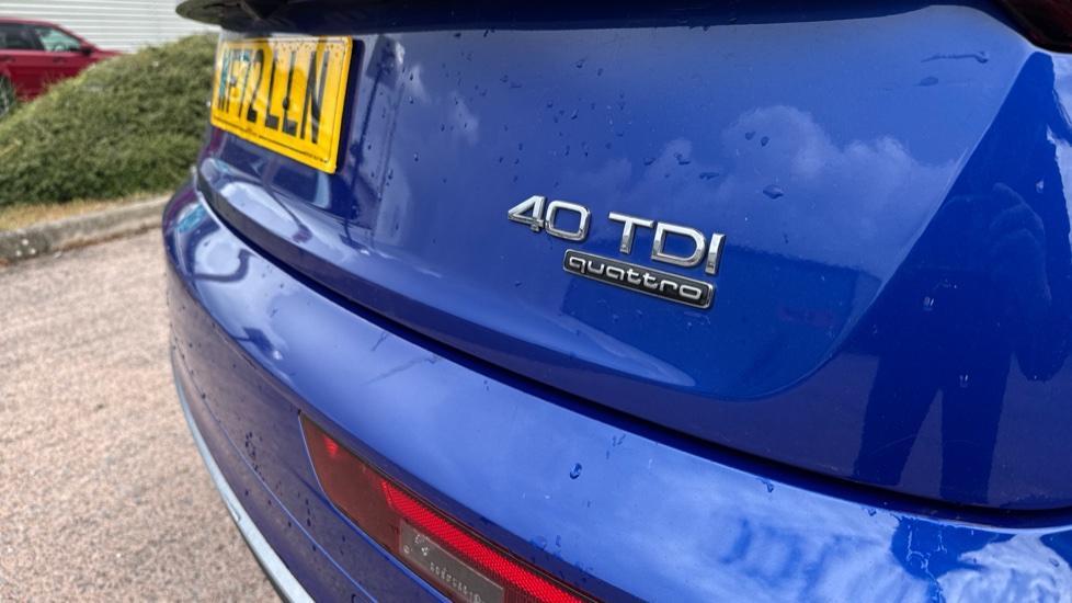 Audi Q5 40 TDI Quattro S Line 5dr S Tronic [Tech Pack] Diesel Estate - Image 35