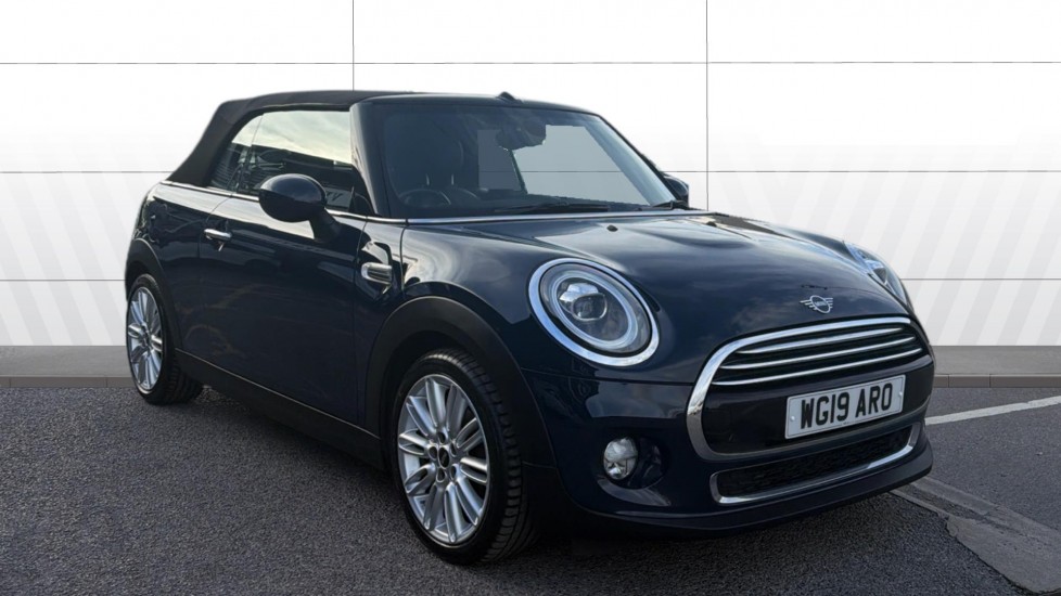 MINI Convertible 1.5 Cooper Exclusive II 2dr Auto [Comfort/Nav Pk] Petrol Convertible - Image 1