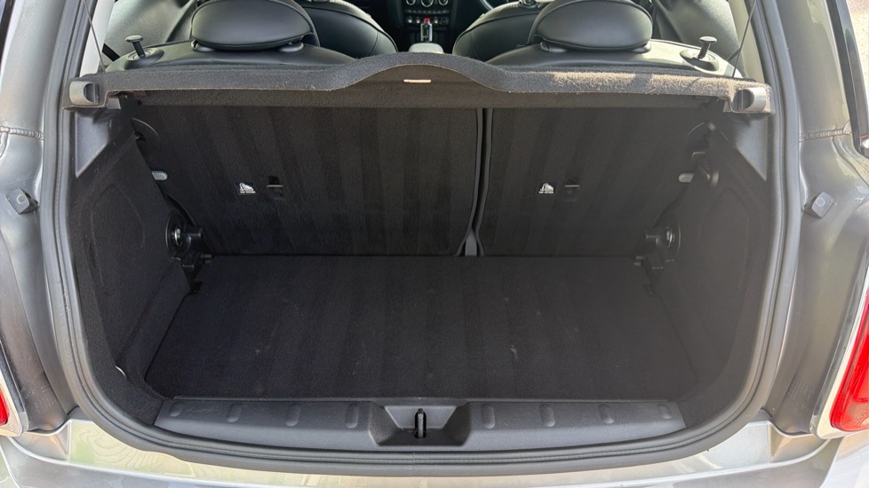 MINI Hatchback 1.5 Cooper Exclusive II 3dr Auto Petrol Hatchback - Image 13