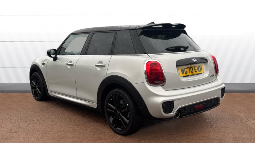 MINI Hatchback 1.5 Cooper Sport II 5dr Auto [Comfort/Nav Pack] Petrol Hatchback - Image 2