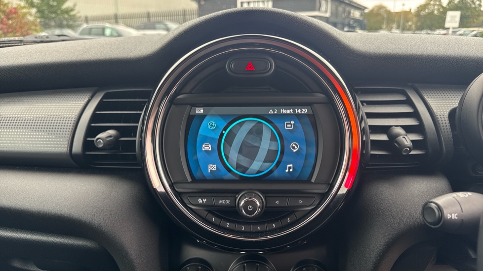 MINI Hatchback 1.5 Cooper Sport II 5dr Auto [Comfort/Nav Pack] Petrol Hatchback - Image 8