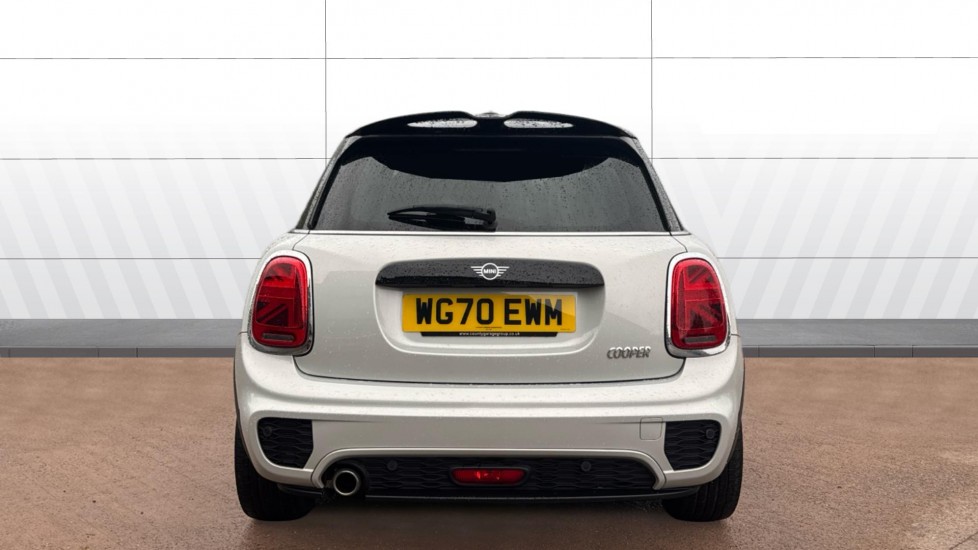 MINI Hatchback 1.5 Cooper Sport II 5dr Auto [Comfort/Nav Pack] Petrol Hatchback - Image 15