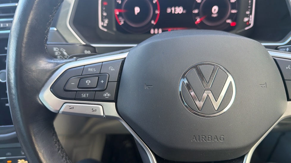 Volkswagen Tiguan 2.0 TSI 4Motion Elegance 5dr DSG Petrol Estate - Image 17