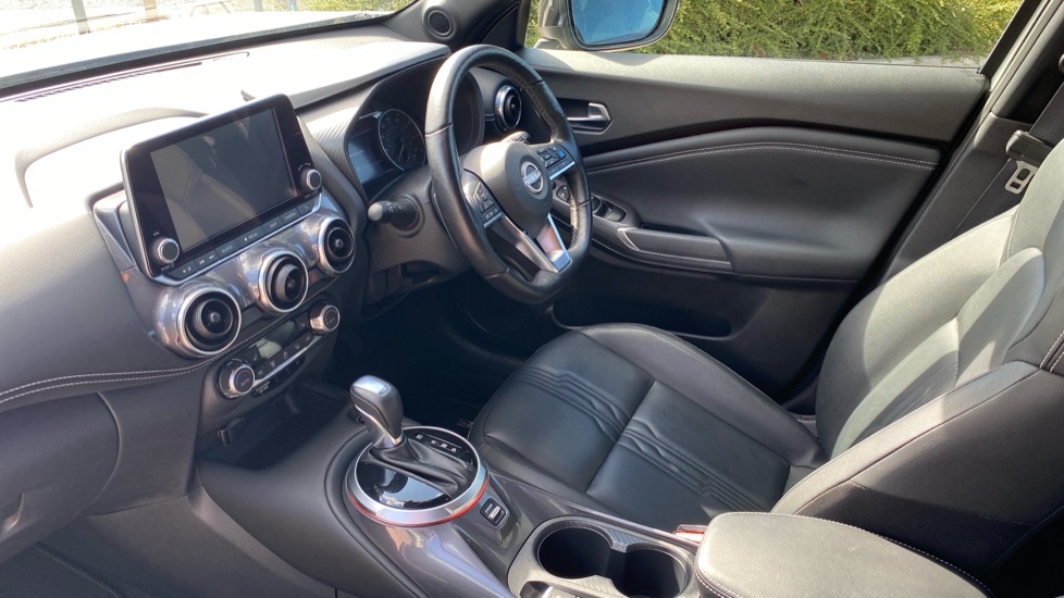 Nissan Juke 1.0 DiG-T 114 Tekna 5dr DCT Petrol Hatchback - Image 7