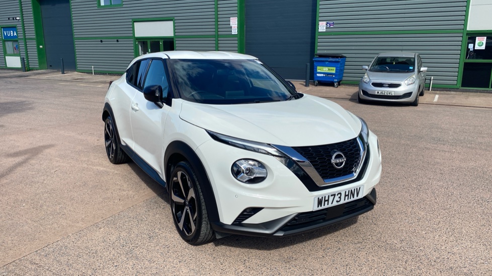 Nissan Juke 1.0 DiG-T 114 Tekna 5dr DCT Petrol Hatchback - Image 24