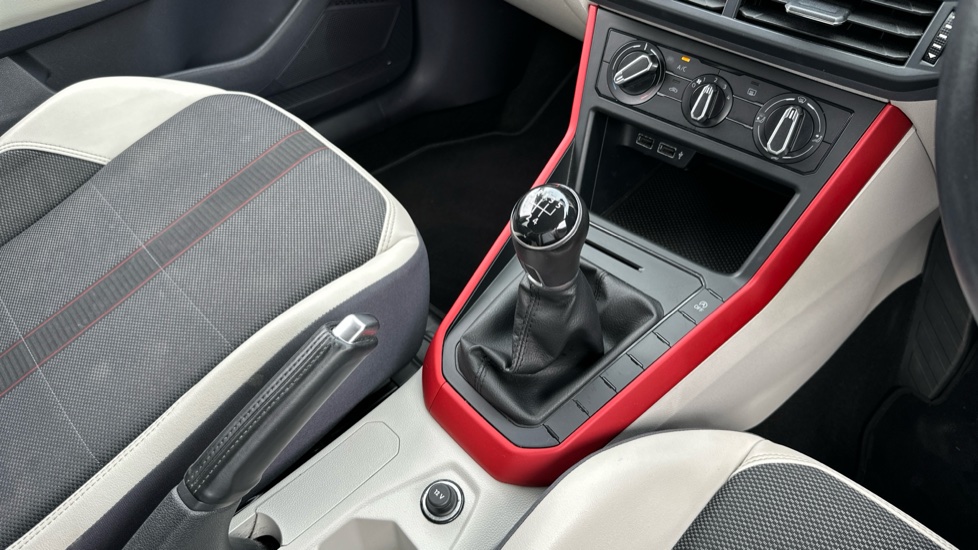 Volkswagen Polo 1.0 EVO 80 Beats 5dr Petrol Hatchback - Image 10