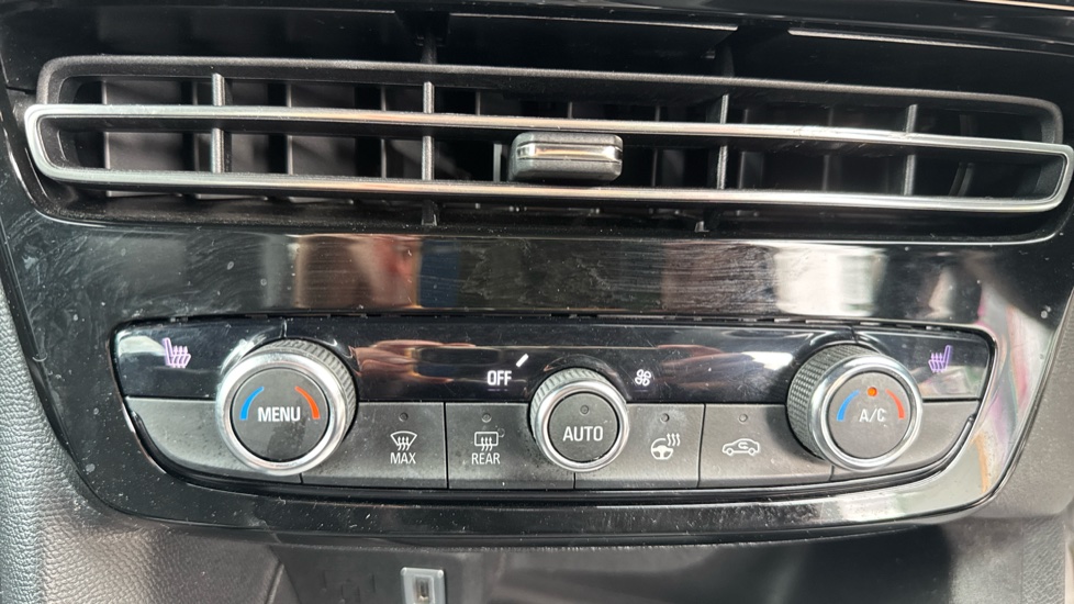 Vauxhall Mokka 1.2 Turbo 136 Griffin 5dr Petrol Hatchback - Image 19