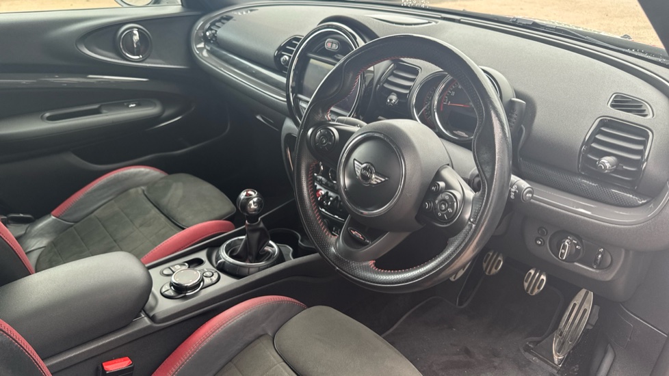 MINI Clubman 2.0 John Cooper Works ALL4 6dr [Chili/Nav+ Pack] Petrol Estate - Image 6