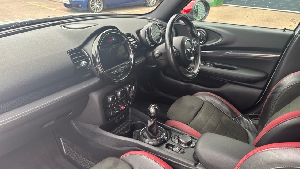 MINI Clubman 2.0 John Cooper Works ALL4 6dr [Chili/Nav+ Pack] Petrol Estate - Image 7