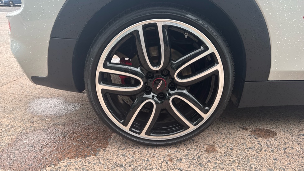 MINI Clubman 2.0 John Cooper Works ALL4 6dr [Chili/Nav+ Pack] Petrol Estate - Image 28