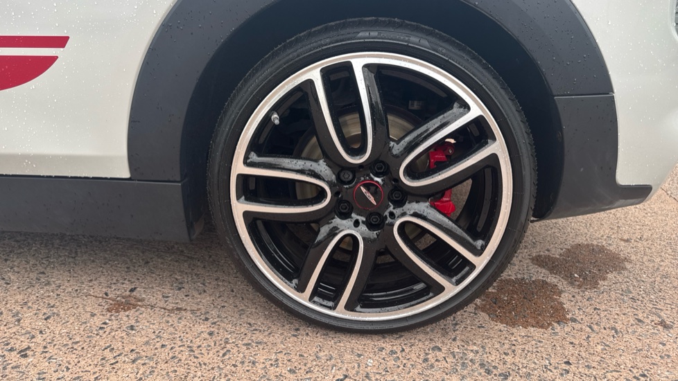 MINI Clubman 2.0 John Cooper Works ALL4 6dr [Chili/Nav+ Pack] Petrol Estate - Image 35