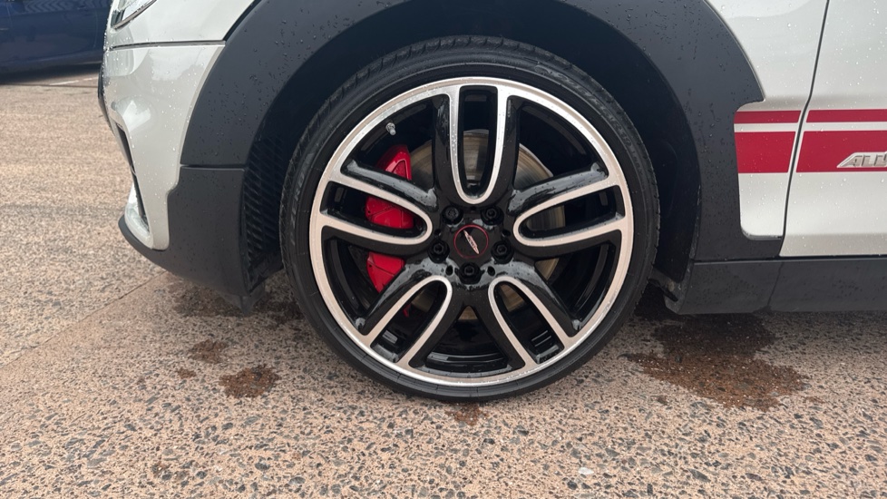 MINI Clubman 2.0 John Cooper Works ALL4 6dr [Chili/Nav+ Pack] Petrol Estate - Image 37