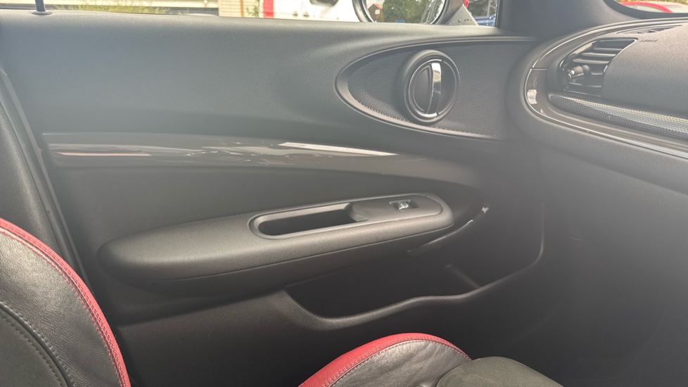 MINI Clubman 2.0 John Cooper Works ALL4 6dr [Chili/Nav+ Pack] Petrol Estate - Image 47