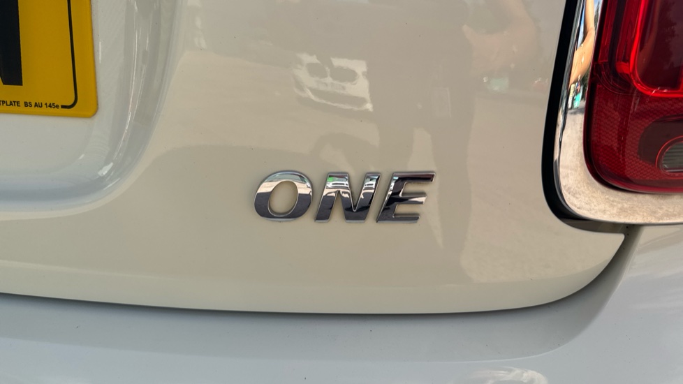 MINI Hatchback 1.5 One II 3dr Petrol Hatchback - Image 37