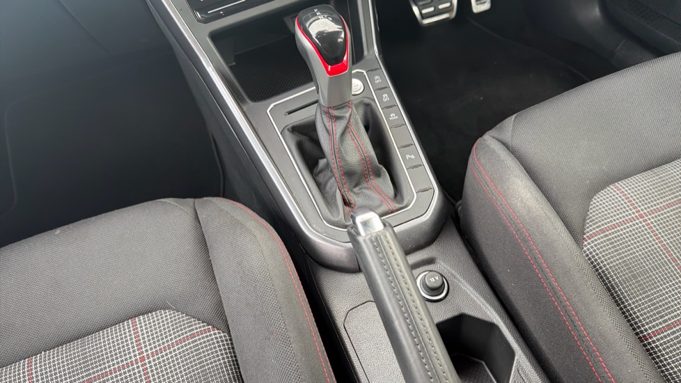 Volkswagen Polo 2.0 TSI GTI 5dr DSG Petrol Hatchback - Image 10