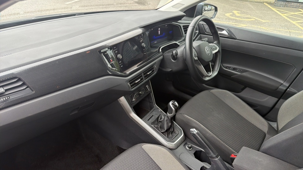 Volkswagen Polo 1.0 Life 5dr Petrol Hatchback - Image 7