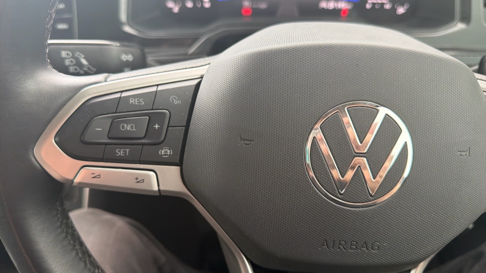 Volkswagen Polo 1.0 Life 5dr Petrol Hatchback - Image 17