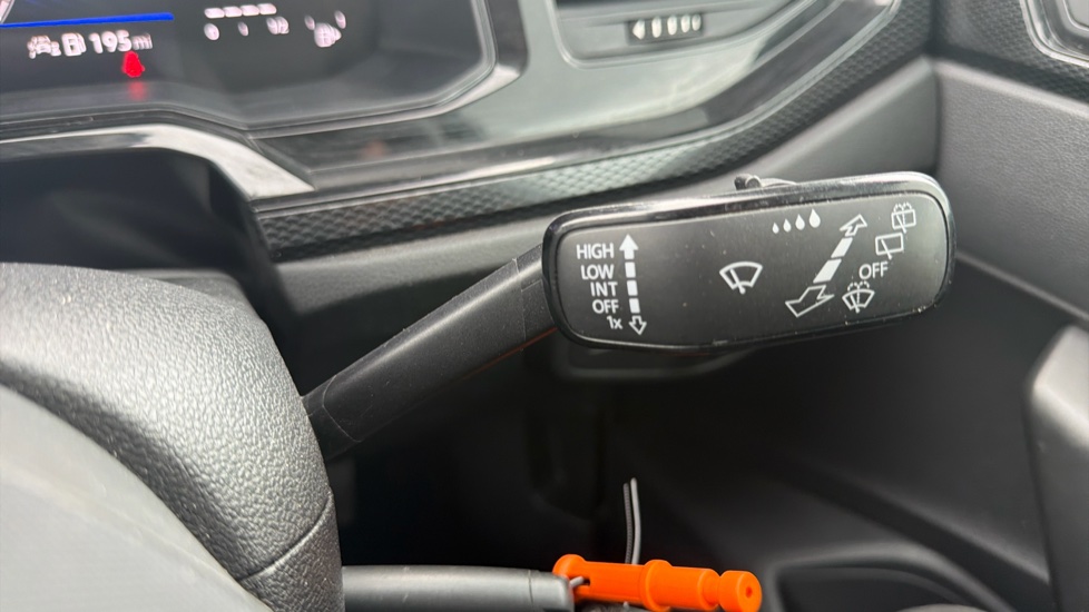 Volkswagen Polo 1.0 Life 5dr Petrol Hatchback - Image 33