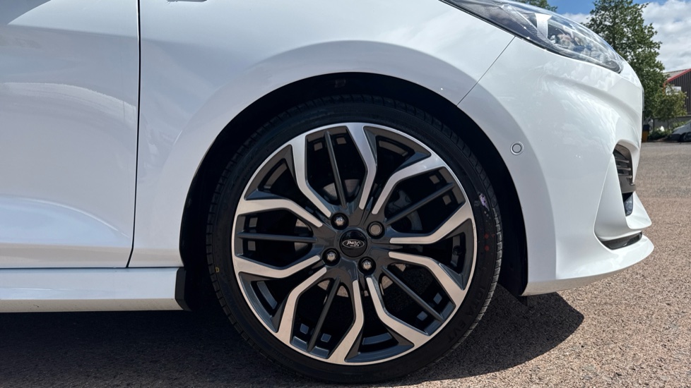 Ford Fiesta 1.0 EcoBoost Hbd mHEV 125 ST-Line X 5dr Auto Petrol Hatchback - Image 14