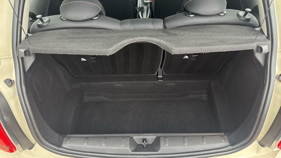MINI Hatchback 1.5 Cooper 3dr Petrol Hatchback - Image 13