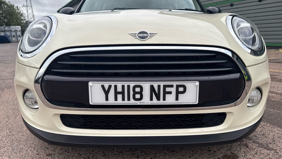 MINI Hatchback 1.5 Cooper 3dr Petrol Hatchback - Image 37