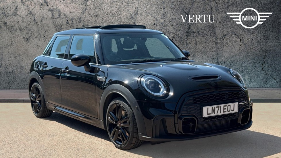 MINI Hatchback 2.0 Cooper S Sport 5dr Auto Petrol Hatchback - Image 1