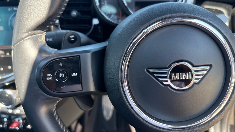 MINI Hatchback 2.0 Cooper S Sport 5dr Auto Petrol Hatchback - Image 18