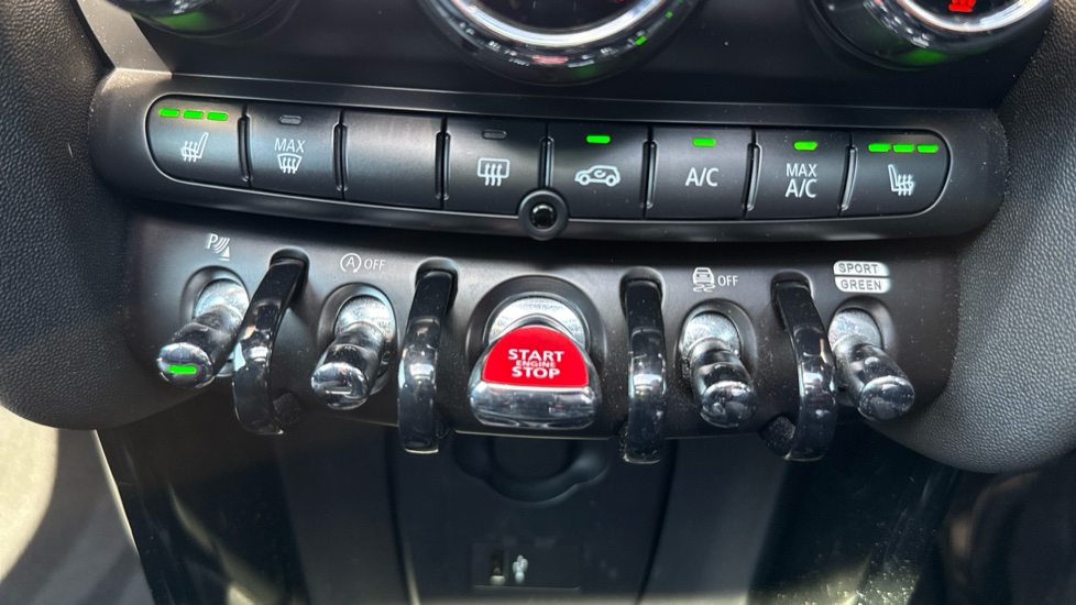 MINI Hatchback 2.0 Cooper S Sport 5dr Auto Petrol Hatchback - Image 27