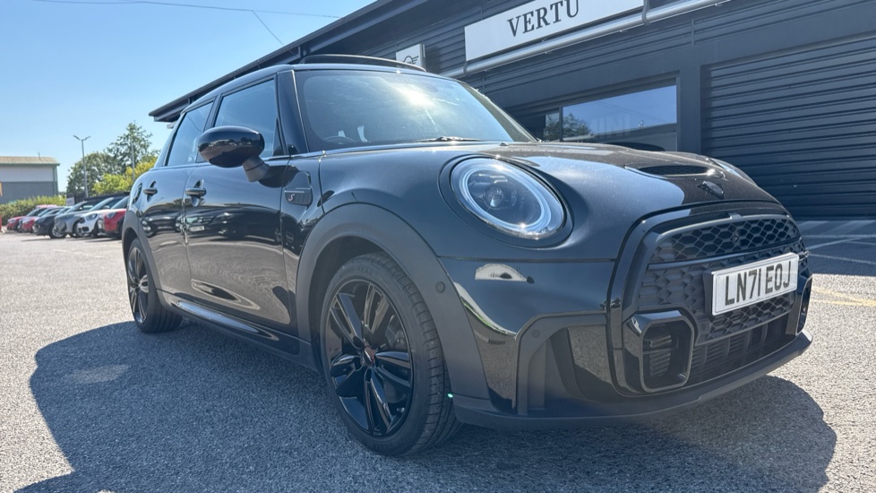 MINI Hatchback 2.0 Cooper S Sport 5dr Auto Petrol Hatchback - Image 34