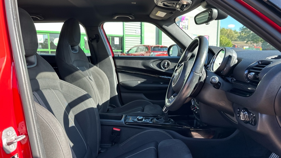 MINI Clubman 2.0 Cooper S Sport 6dr Auto Petrol Estate - Image 12