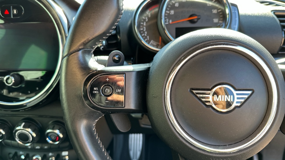 MINI Clubman 2.0 Cooper S Sport 6dr Auto Petrol Estate - Image 18