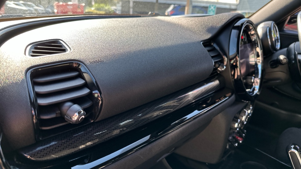 MINI Clubman 2.0 Cooper S Sport 6dr Auto Petrol Estate - Image 31