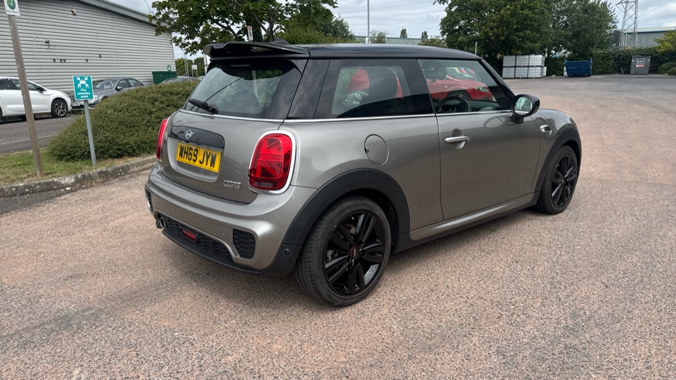 MINI Hatchback 1.5 Cooper Sport II 3dr Auto Petrol Hatchback - Image 25