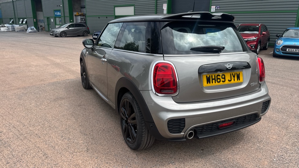 MINI Hatchback 1.5 Cooper Sport II 3dr Auto Petrol Hatchback - Image 26