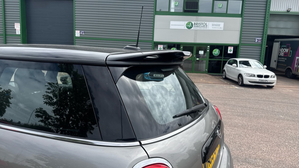 MINI Hatchback 1.5 Cooper Sport II 3dr Auto Petrol Hatchback - Image 27