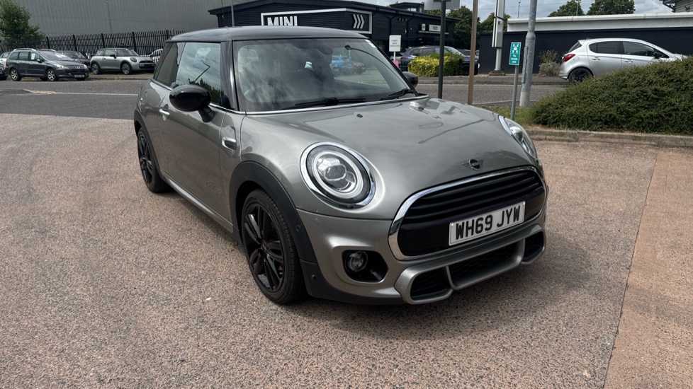 MINI Hatchback 1.5 Cooper Sport II 3dr Auto Petrol Hatchback - Image 30