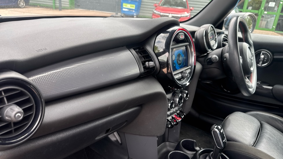 MINI Hatchback 1.5 Cooper Sport II 3dr Auto Petrol Hatchback - Image 39