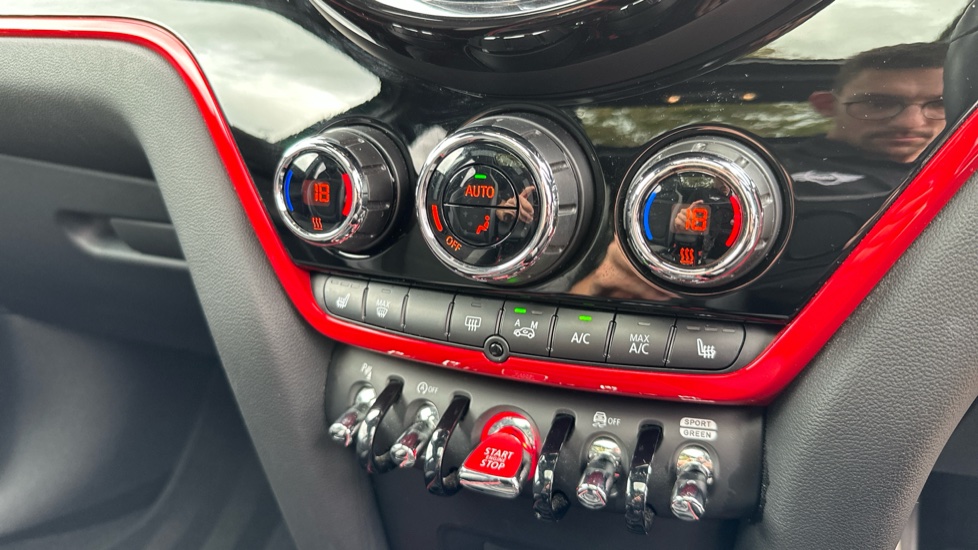 MINI Countryman 1.5 Cooper Sport 5dr Petrol Hatchback - Image 24