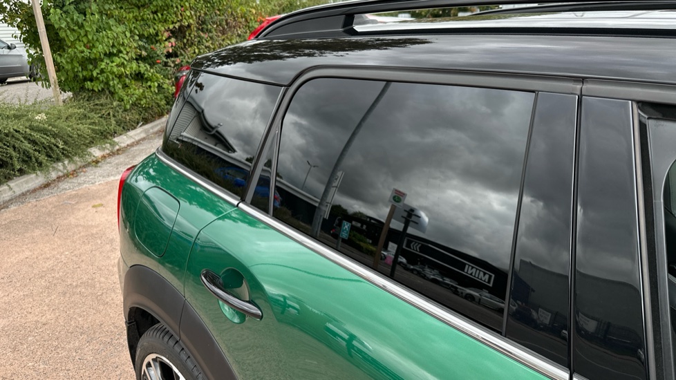 MINI Countryman 1.5 Cooper Sport 5dr Petrol Hatchback - Image 35