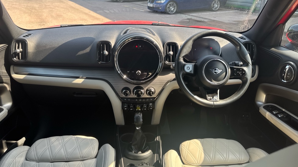 MINI Countryman 1.5 Cooper S E Excl ALL4 PHEV 5dr Auto [Comf/Nav+] Hatchback - Image 4