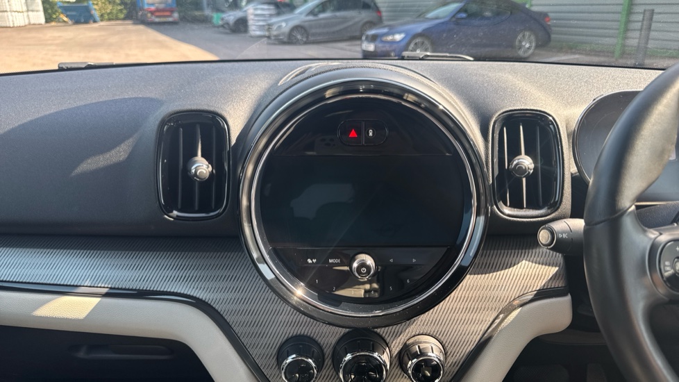 MINI Countryman 1.5 Cooper S E Excl ALL4 PHEV 5dr Auto [Comf/Nav+] Hatchback - Image 8