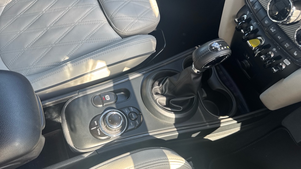 MINI Countryman 1.5 Cooper S E Excl ALL4 PHEV 5dr Auto [Comf/Nav+] Hatchback - Image 10